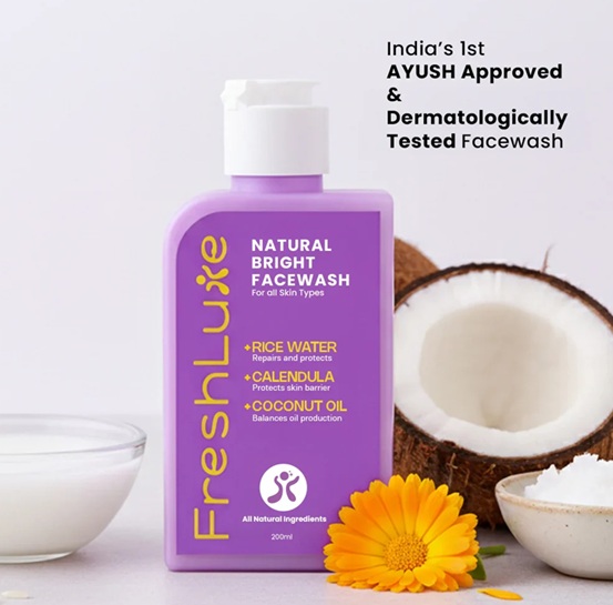 FreshLuxe Natural Bright Face Wash
