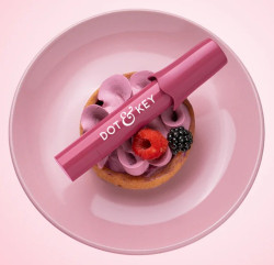 Dot & Key Meltie Lip Balm SPF 50+ PA+++ - Berry Crumble